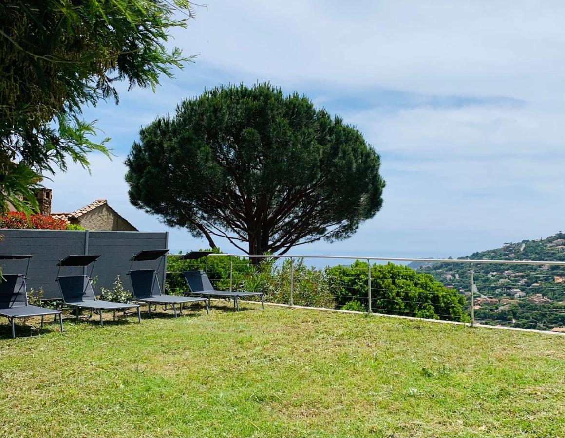 Maison Avec Vue Panoramique Cavalaire-sur-Mer Kültér fotó