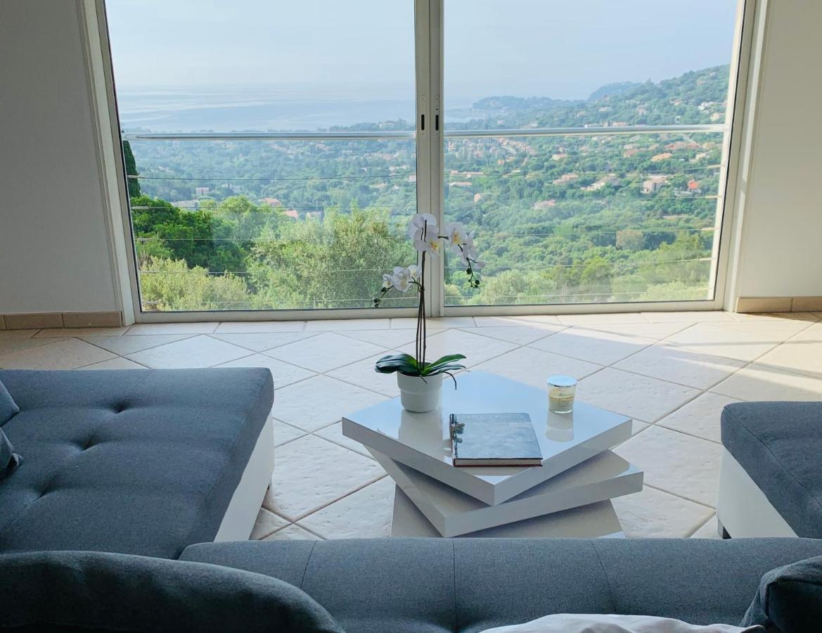 Maison Avec Vue Panoramique Cavalaire-sur-Mer Kültér fotó