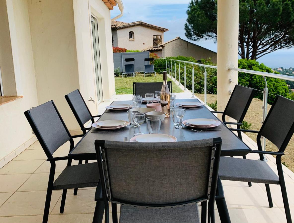 Maison Avec Vue Panoramique Cavalaire-sur-Mer Kültér fotó